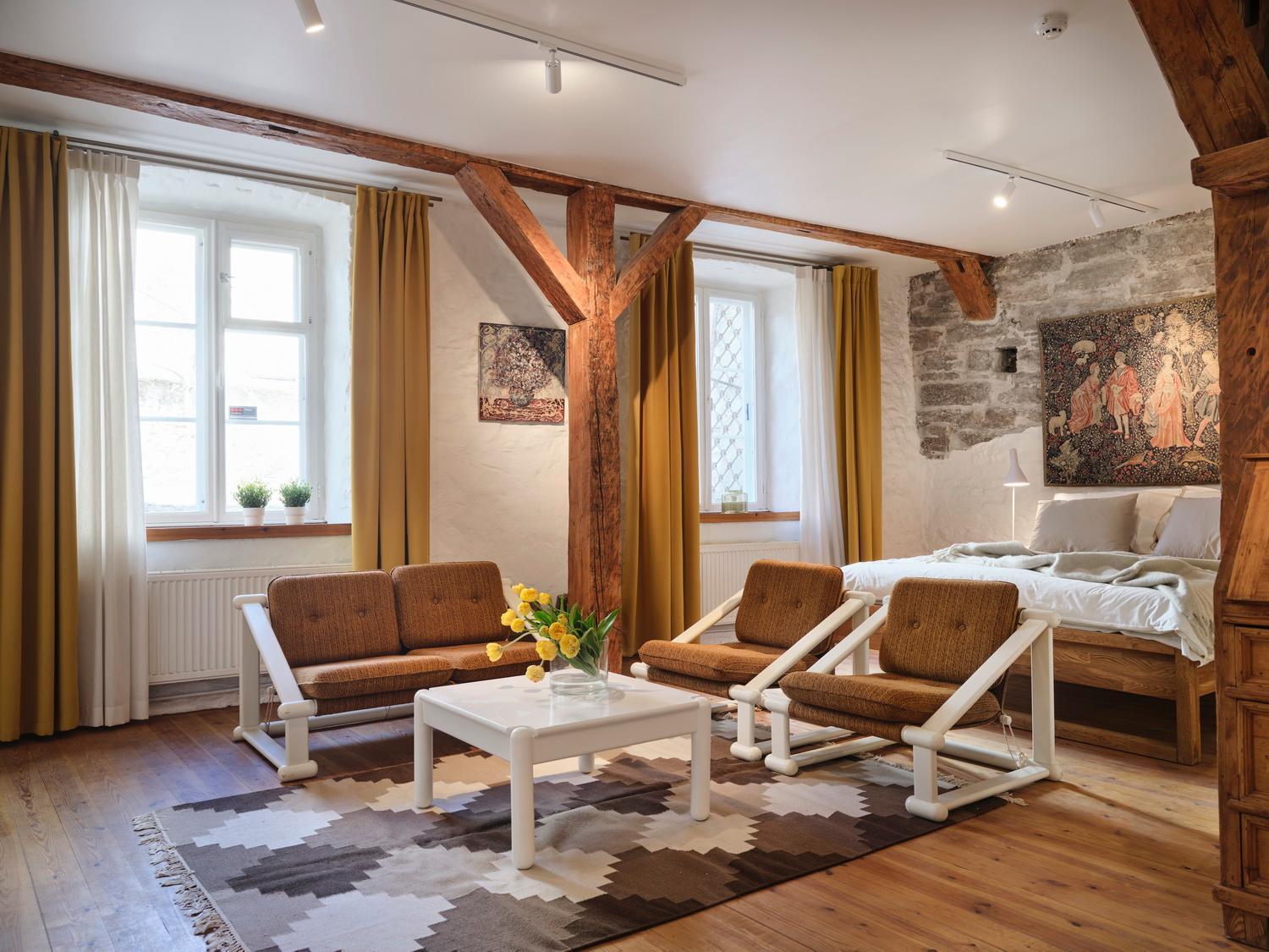 Historic Apartment With Private Garden In Old Town Talin Exterior foto