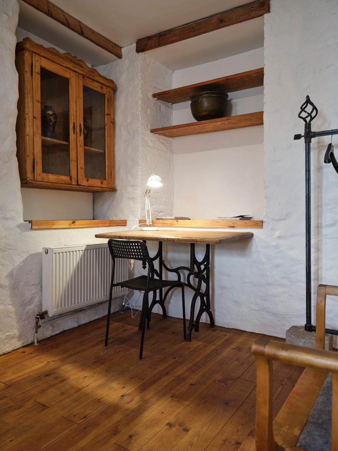 Historic Apartment With Private Garden In Old Town Talin Exterior foto